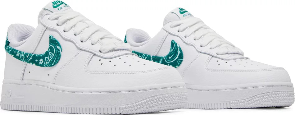 NIKE AIR FORCE 1 '07 ESSENTIALS 'GREEN PAISLEY' (Women)