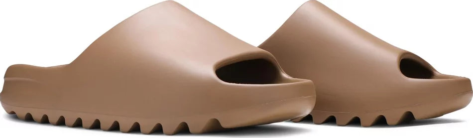 ADIDAS YEEZY SLIDE 'CORE' - RESTOCK PAIR 2021 (Men)