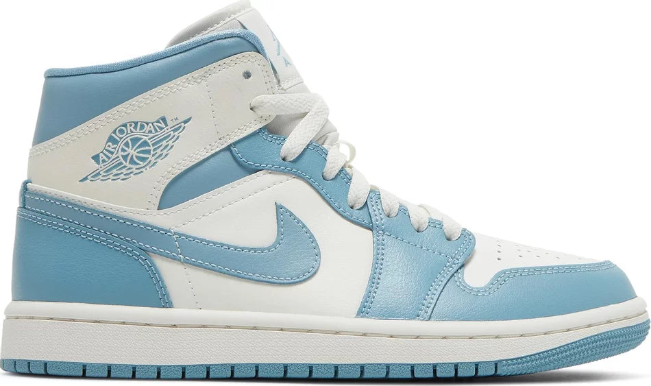 AIR JORDAN 1 MID 'UNC' (Women)