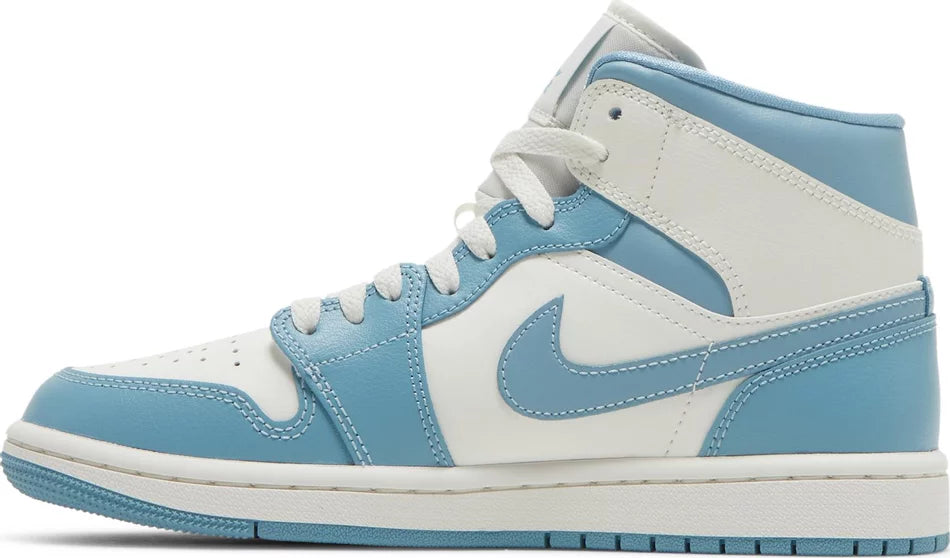 AIR JORDAN 1 MID 'UNC' (Women)