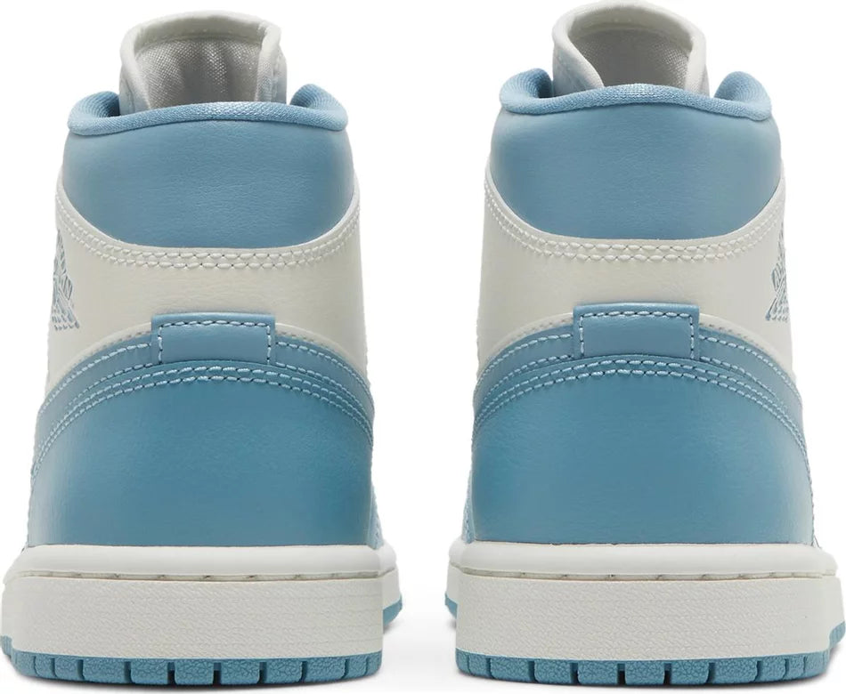 AIR JORDAN 1 MID 'UNC' (Women)