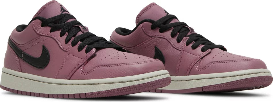 AIR JORDAN 1 LOW SE 'MULBERRY' (Women)