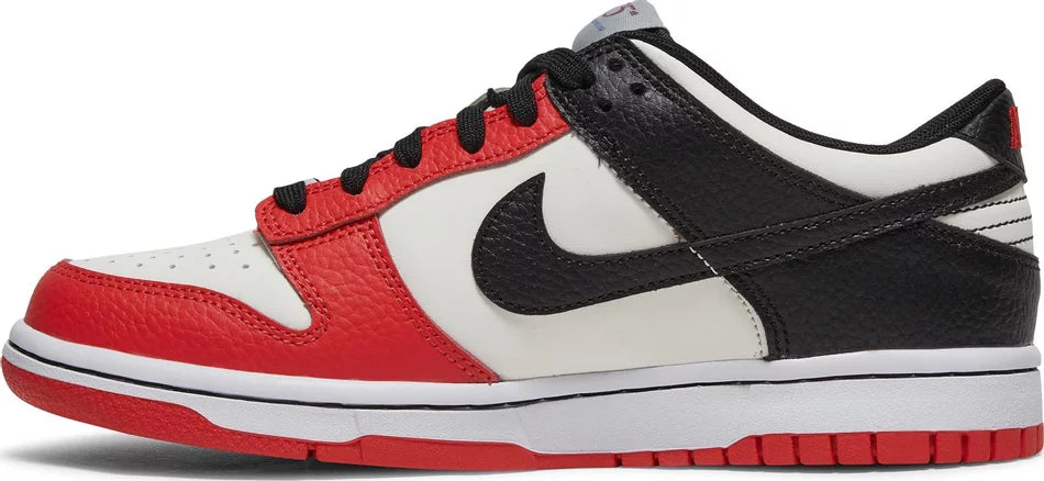 NIKE DUNK LOW EMB 'NBA 75TH ANNIVERSARY - BULLS' (GS)