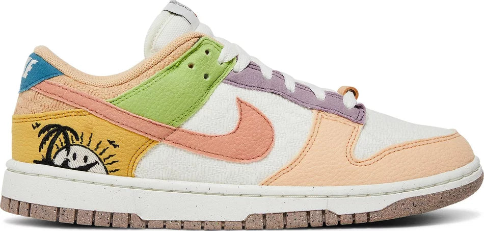 NIKE DUNK LOW SE 'SUN CLUB' (Women)